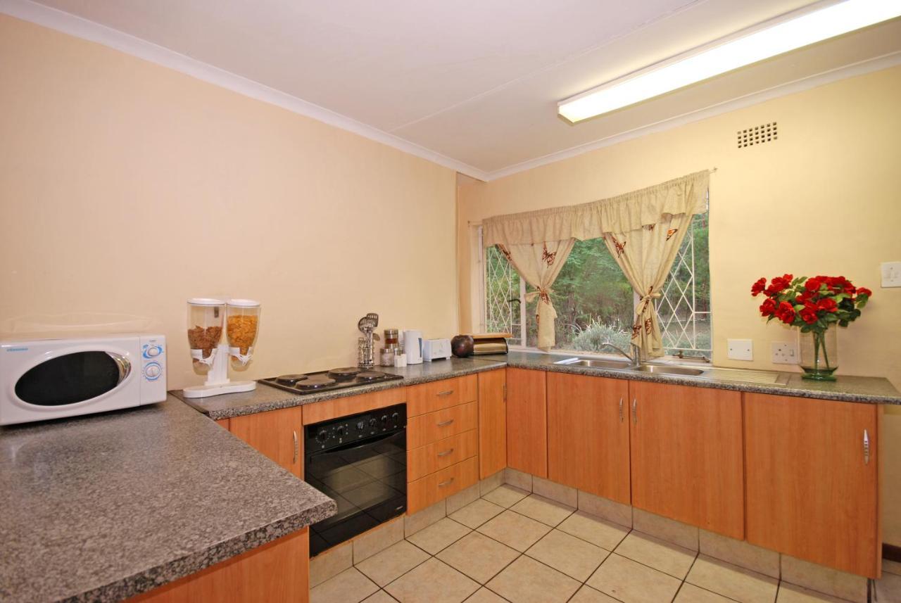 Hoopoe Haven Guest House Chartwell Exterior foto