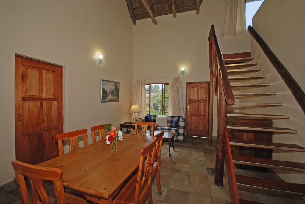 Hoopoe Haven Guest House Chartwell Exterior foto